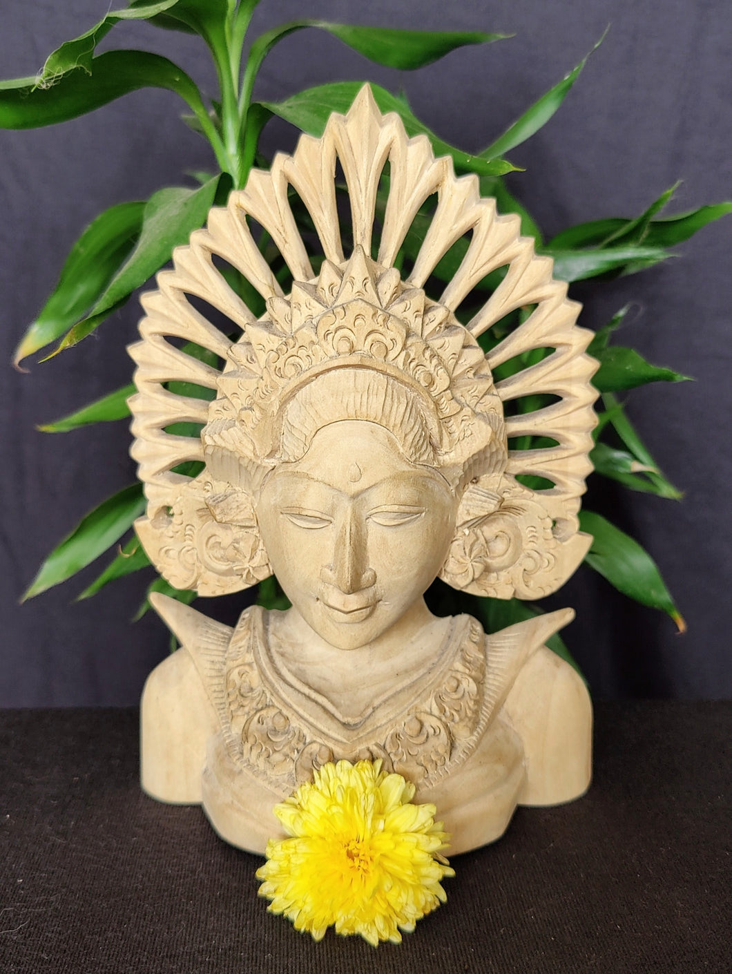 Home Decor. Beautiful Hand Carved Wooden Dancer Sculpture Bust, 