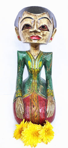HOME DECOR - TABLETOP FIGURINE - Vintage Hand carved Wooden Traditional Javanese Bride.