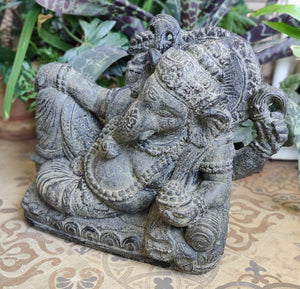 Home Decor Idol. Table / Garden statue.
An exquisite and unique stone sculpture of Lord Ganesha, Resting.