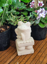 TABLE/GARDEN DECOR: Handcrafted Cute Frog Sculpture in sandstone playing the xylophone.