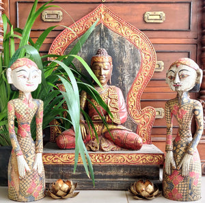 Home Decor.
Large Lord Buddha Wooden Statue Seated on A Floral Throne. Size 76*48 cm.