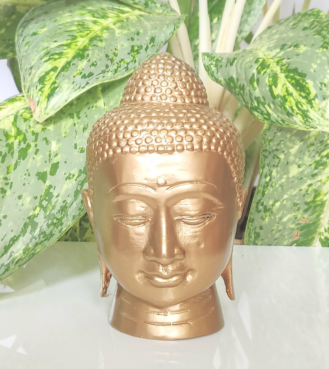 Home Decor. Tabletop Idol.
Far Eastern Bronze Head Statuette of Lord Buddha.